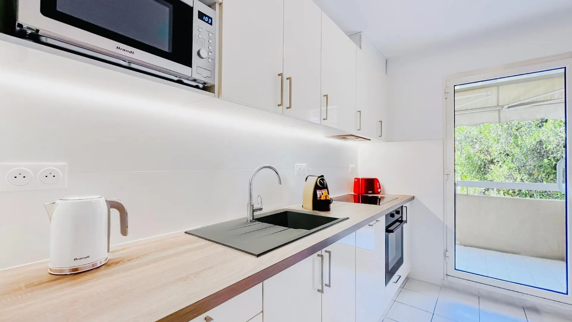 Le Cannes Melodie - Terrasse Apartment